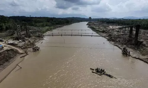 Sungai melebar usai banjir, warga Aceh Timur diimbau waspada