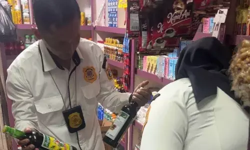 Awal Ramadhan, tim gabungan razia miras di Jakarta Utara Awal Ramadhan, tim gabungan razia miras di Jakarta Utara