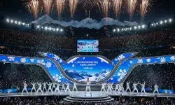 Artis yang tampil di closing ceremony Milano 2026
