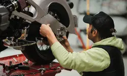 Cek ban motor sebelum Mudik