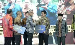 UMK raih penghargaan Collaborative Awards Jawa Tengah 2026 Kategori Perguruan Tinggi se-Jateng Terbaik UMK raih penghargaan Collaborative Awards Jawa Tengah 2026 Kategori Perguruan Tinggi se-Jateng Terbaik