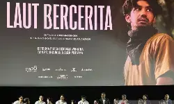 Reza akui berpegang pada novel dan skenario dalam Laut Bercerita Reza akui berpegang pada novel dan skenario dalam Laut Bercerita