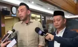 Tokoh nasional sampaikan amicus curiae di sidang dugaan korupsi tata kelola minyak mentah Tokoh nasional sampaikan amicus curiae di sidang dugaan korupsi tata kelola minyak mentah