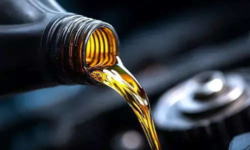 Oli mobil yang tepat untuk mudik