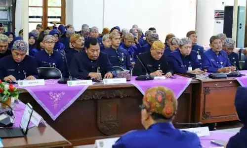 1 tahun kinerja, Bupati/Wabup Kudus klaim kemiskinan turun 0,64 persen