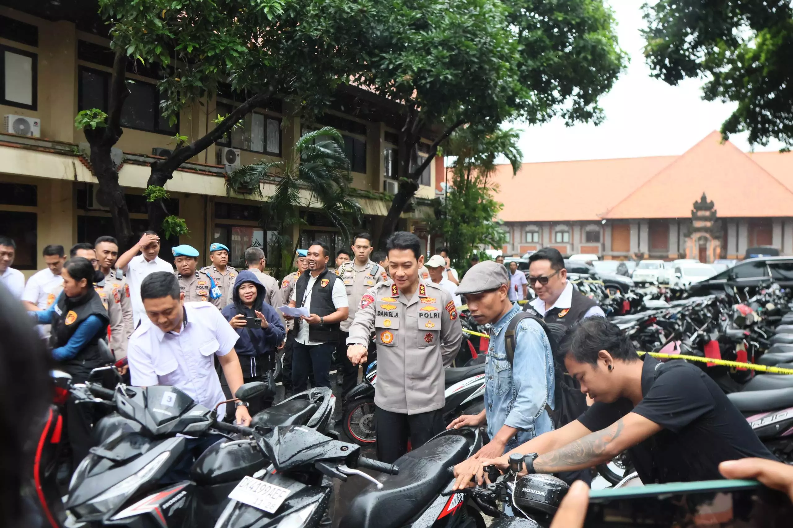 Operasi Sikat Agung 2026, Polda Bali kembalikan motor curian ke pemilik Operasi Sikat Agung 2026, Polda Bali kembalikan motor curian ke pemilik
