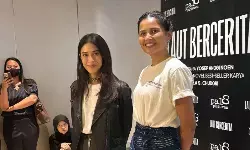 Dian Sastrowardoyo bersyukur bisa perankan Kinan dalam Laut Bercerita Dian Sastrowardoyo bersyukur bisa perankan Kinan dalam Laut Bercerita