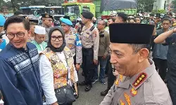 Kapolri bagi-bagi takjil dan buka puasa bersama wartawan, tegaskan media adalah suara publik