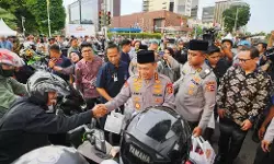 Bagikan takjil dan buka puasa bareng media, Kapolri: Suara media suara publik