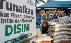Menag ajak orang kaya tak hanya tunaikan zakat tapi perluas kontribusi Menag ajak orang kaya tak hanya tunaikan zakat tapi perluas kontribusi
