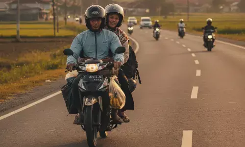 Tips mudik jarak jauh dengan motor