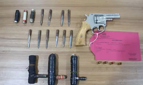 Respon cepat Polsek Kelapa Dua, lima pelaku curanmor diamankan, sita senpi rakitan