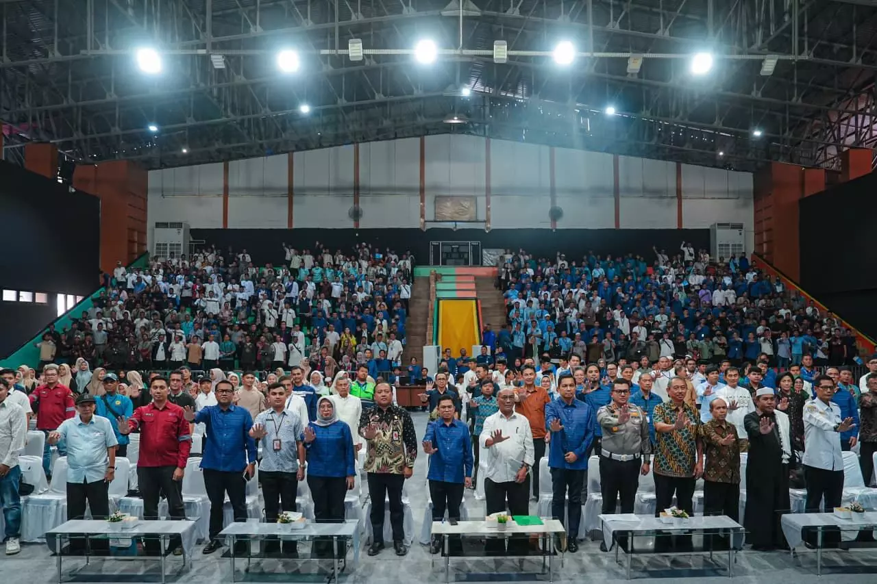 Transjakarta tegaskan budaya keselamatan lewat apel pramudi dan peluncuran hotline Transjakarta tegaskan budaya keselamatan lewat apel pramudi dan peluncuran hotline