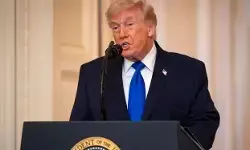 Trump kaji opsi militer ke Iran, ada usulan Israel pimpin serangan