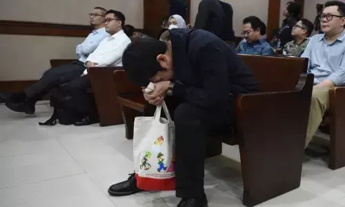 Anak Riza Chalid divonis 15 tahun penjara terbukti korupsi minyak