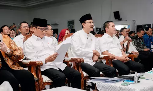 Kemensos dan Kemendes PDT perkuat sinergi pemutakhiran DTSEN di Karawang