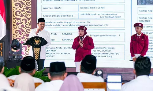 Di Jombang, Gus Ipul ajak ratusan operator desa hadirkan data akurat