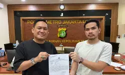 Ekspedisi J&T Express adukan dugaan pencurian dan penggelapan ke Polrestro Jakut Ekspedisi J&T Express adukan dugaan pencurian dan penggelapan ke Polrestro Jakut