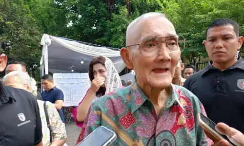 Senin pagi, Wapres ke-6 RI Try Sutrisno tutup usia