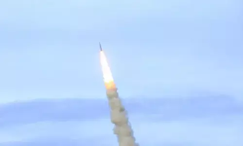 Oman: Pintu diplomasi tetap terbuka di tengah serangan bersama ke Iran