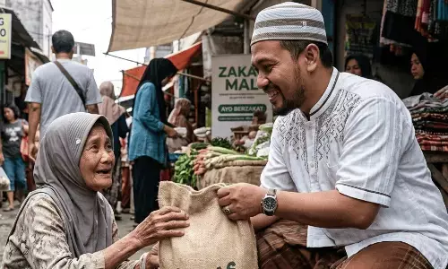 Niat zakat fitrah untuk diri sendiri dan keluarga lengkap