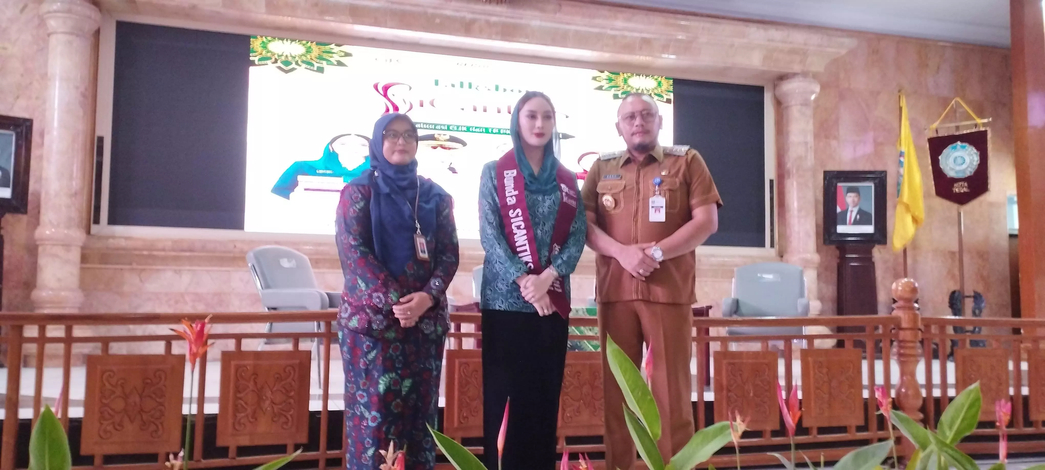 OJK dan TP PKK Kota Tegal gelar Talkshow Si Cantiks, dorong ibu `melek` keuangan syariah OJK dan TP PKK Kota Tegal gelar Talkshow Si Cantiks, dorong ibu `melek` keuangan syariah