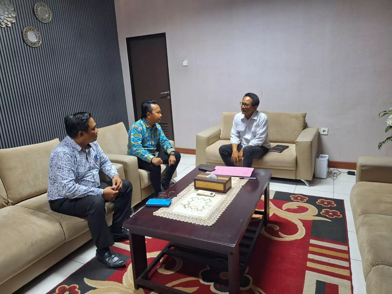 KPPU Kanwil I terima audiensi Asosiasi Ahli Hukum Pencucian Uang KPPU Kanwil I terima audiensi Asosiasi Ahli Hukum Pencucian Uang