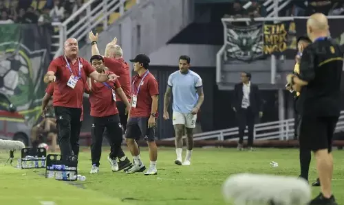 Pelatih Persib enggan komentar banyak usai imbang 2-2 lawan Persebaya