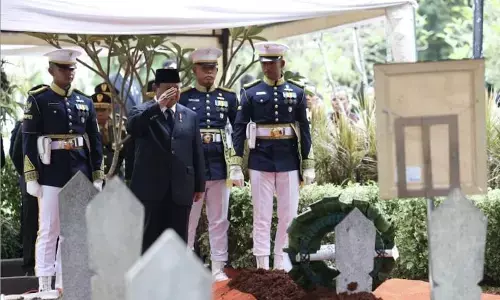 Try Sutrisno, menjaga marwah bulu tangkis Indonesia dengan senyap