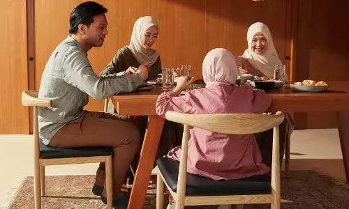 5 strategi cerdas alokasi THR agar tidak sekadar “numpang lewat” di Hari Raya