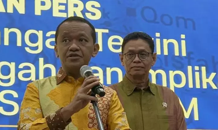 Bahlil: Harga BBM subsidi tidak naik meski harga minyak dunia meroket Bahlil: Harga BBM subsidi tidak naik meski harga minyak dunia meroket