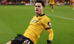 Liverpool takluk 1-2 ketika bertandang ke markas Wolves Liverpool takluk 1-2 ketika bertandang ke markas Wolves