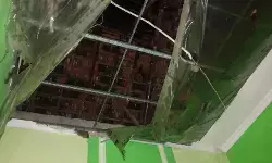 Belasan rumah di Kudus disapu angin kencang