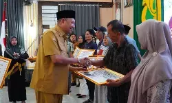 Bupati Langkat salurkan bantuan stimulan tahap II, pastikan tidak ada pemotongan