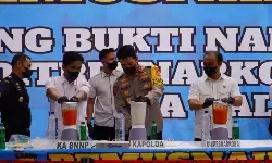 Polda Bali musnahkan ganja hingga kokain ribuan gram