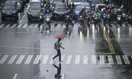 BMKG prediksi hujan sedang hingga lebat guyur di Jabar pada 4-10 Maret