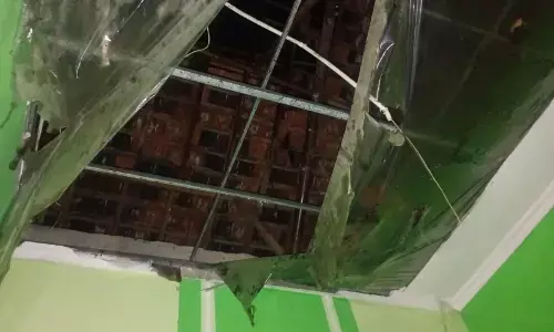 Belasan rumah di Kudus disapu angin kencang