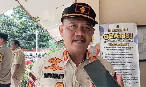 Satpol PP Kramat Jati selidiki dugaan pungli PKL, tegaskan tak ada permintaan THR
