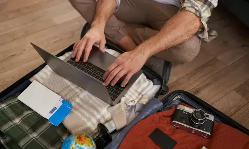 Work from anywhere saat mudik, efektif atau ganggu liburan?