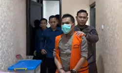 Selewengkan anggaran desa dan PBB, Kades di Sukabumi ditahan