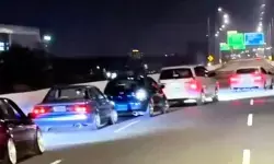 Polisi tegur pengemudi mobil yang atraksi di Tol Becakayu Polisi tegur pengemudi mobil yang atraksi di Tol Becakayu