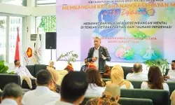 Wamensos Agus Jabo paparkan strategi pemerintah atasi kemiskinan