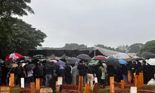 Vidi Aldiano dikebumikan di TPU Tanah Kusir