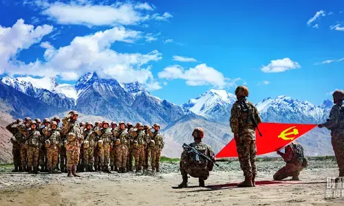 Xi Jinping: Manfaatkan keunggulan pembangunan politik militer, dorong modernisasi pertahanan dan militer yang mantap dan berkelanjutan