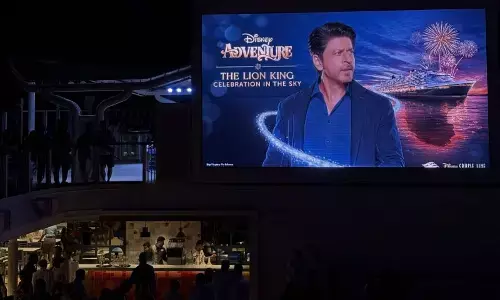Disney beberkan Shah Rukh Khan terlibat dalam pertunjukan kembang api
