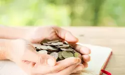 Hikmah memberi sedekah di hari-hari Ramadan