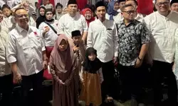 Gelar bukber dan santunan, Ketum Projo ajak kader optimistis ditengah keterbatasan