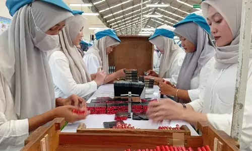 53 ribu karyawan rokok di Kudus dan sekitarnya terima THR