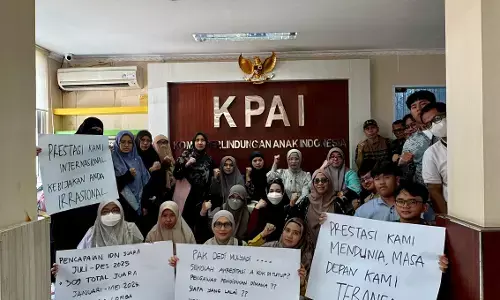 Perjuangkan hak pendidikan 500 siswa SMK IDN Bogor, orang tua siswa datangi KPAI