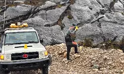 Satgas Operasi Damai Cartenz olah TKP penembakan karyawan PT Freeport di Tembagapura Satgas Operasi Damai Cartenz olah TKP penembakan karyawan PT Freeport di Tembagapura